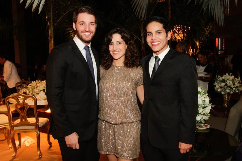Carlos Issa, Cleuci Oliveira e
Khalil Faraj Carlos Issa, Cleuci Oliveira e
Khalil Faraj