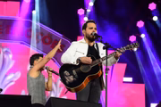 Zezé Di Camargo e Luciano durante show em Barretos 