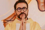 Padre Fábio de Melo é denunciado ao Vaticano após treta na cafeteria Padre Fábio de Melo é denunciado ao Vaticano após treta na cafeteria