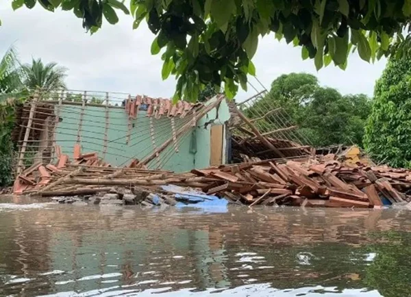 Imagem colorida de enchente em São Benedito do Rio Preto no Maranhão