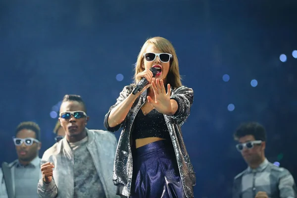 Netflix lança filme-show sobre turnê de Taylor Swift