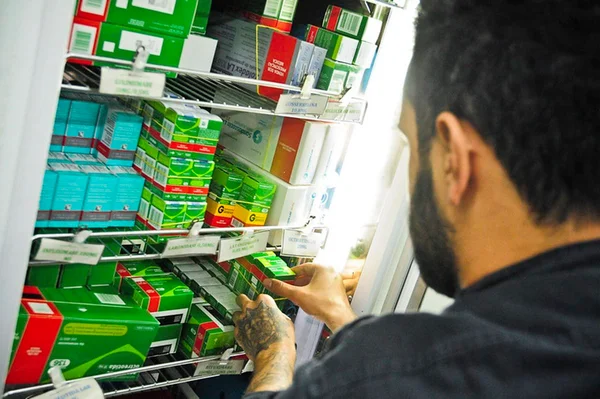 medicamentos farmácia alto custo