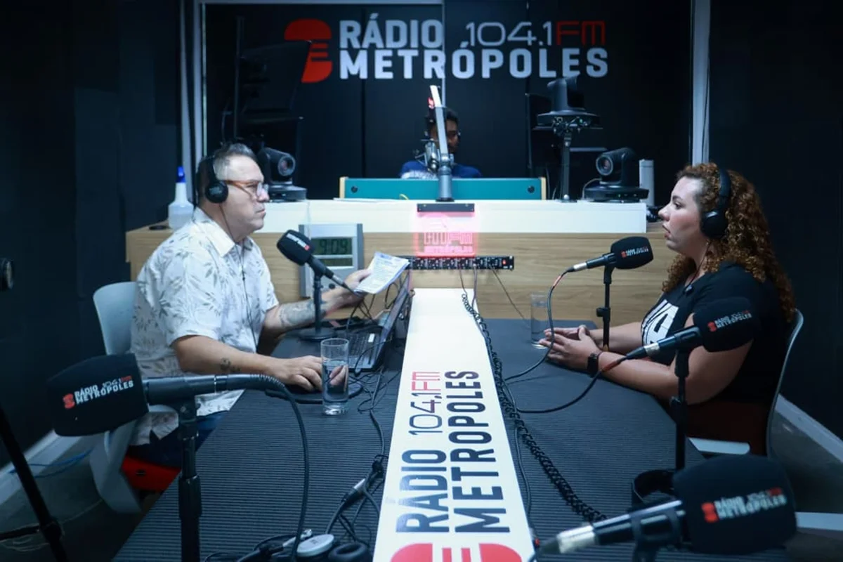 Candidata ao GDF, Samara Mineiro promete acabar com Iges - imagem 2 Candidata ao GDF, Samara Mineiro promete acabar com Iges - imagem 2