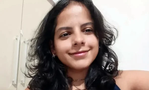Professora morre após ter alta duas vezes por hospital público do Rio - Metrópoles