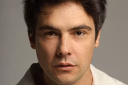 O ator Sergio Guizé