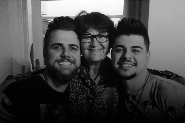 Cristiano, dupla de Zé Neto, homenageia a mãe: “Minha saudade diária”