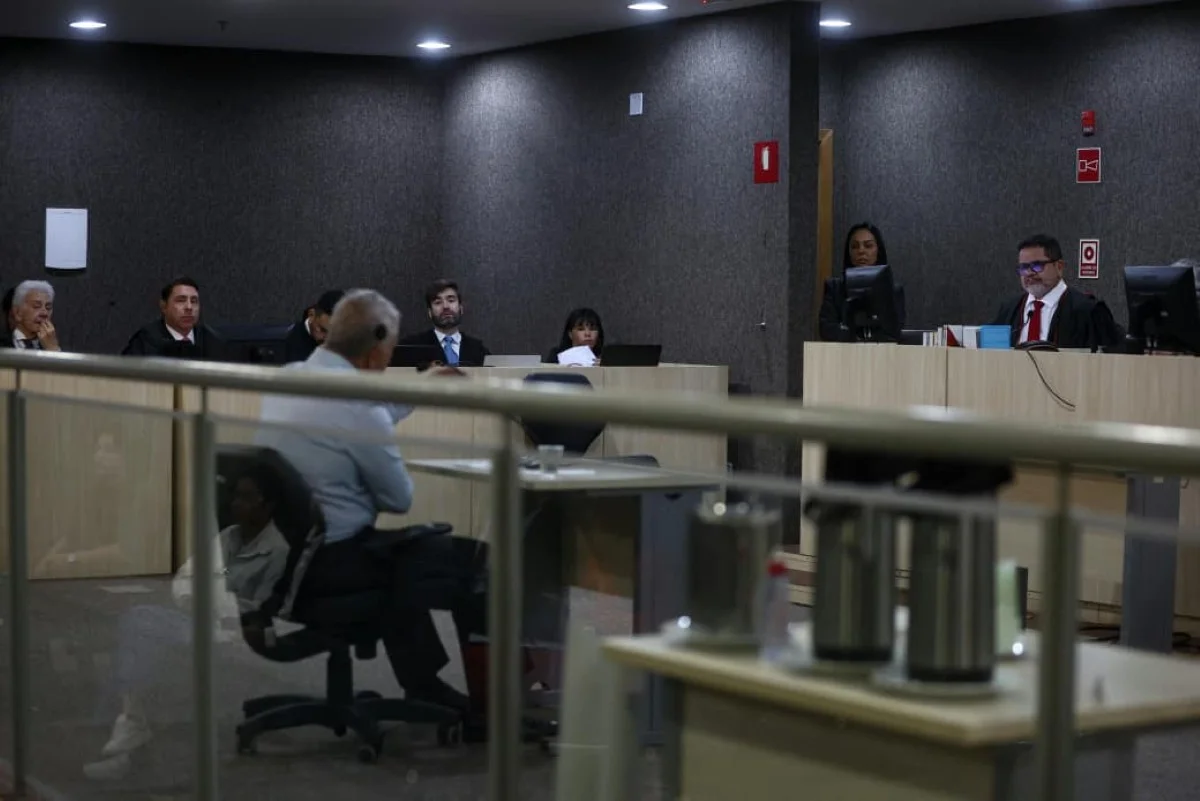 Ex-deputado distrital Carlos Pereira Xavier, conhecido como Adão Xavier, é julgado nesta quarta-feira (23/9) pelo Tribunal do Júri do Recanto das Emas Ex-deputado distrital Carlos Pereira Xavier, conhecido como Adão Xavier, é julgado nesta quarta-feira (23/9) pelo Tribunal do Júri do Recanto das Emas