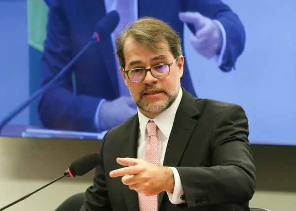 Impressão de voto não valerá para 2016, diz Dias Toffoli