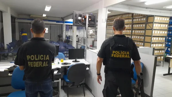 Golpistas forjavam casamentos com mortos para receber pensão do INSS