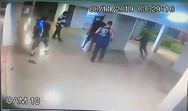 Vídeo. Vigia é espancado por grupo em prédio da Asa Norte