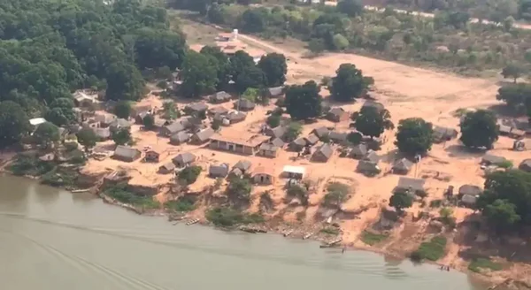 Imagem colorida da aldeia Macaúba, Ilha do Bananal, Tocantins - Metrópoles