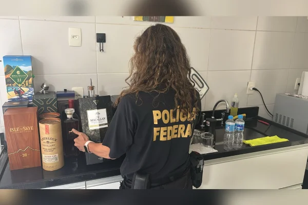 PF apreende “Whisky da Beyoncé” em operação contra Rioprevidência