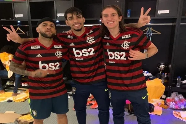Trio da Seleção se veste de Flamengo depois do título da Copa América