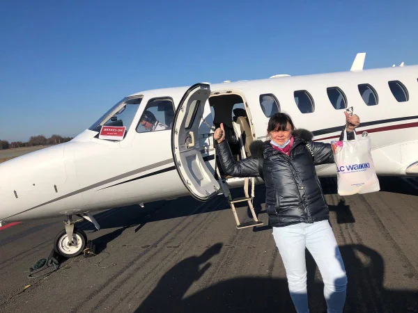 Influencer brasileiro consegue avião para resgatar sogra que vivia na Ucrânia