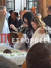 O velório de Preta Gil está acontecendo no Theatro Municipal