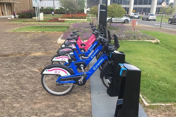 GDF assina contrato para retomar programa de bicicletas compartilhadas