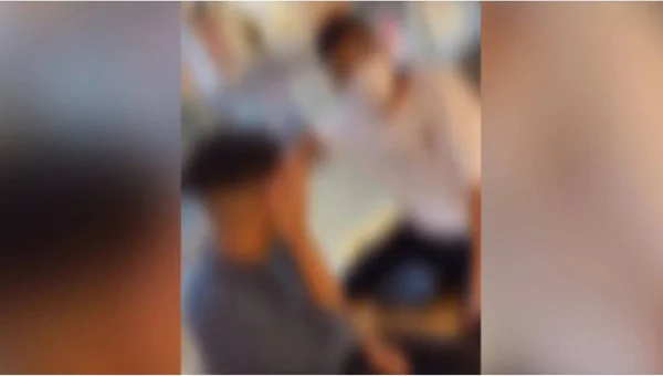 Homofobia: Barbeiro grava e constrange jovens em shopping de BH