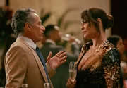 Chico Diaz como Galego, Juliana Paes como Leila em Os Donos do Jogo Chico Diaz como Galego, Juliana Paes como Leila em Os Donos do Jogo