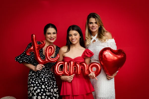 Fabiani Christine realiza piquenique em celebração ao Dia dos Namorados