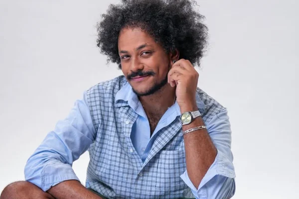 Demitido por ofensa racista contra ex-BBB21 João Luiz Pedrosa perde ação trabalhista - Metrópoles