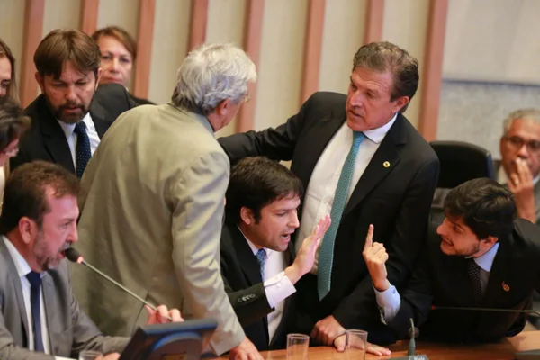 Agaciel reúne 13 votos para tornar-se presidente da Câmara Legislativa