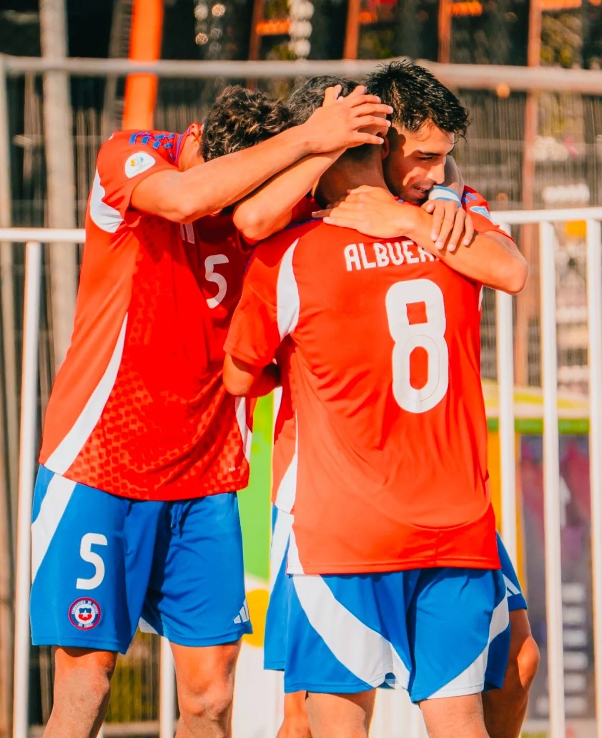 O anditrião Chile terminou em 3º lugar, garantindo a vaga inédita na próxima Copa do Mundo O anditrião Chile terminou em 3º lugar, garantindo a vaga inédita na próxima Copa do Mundo