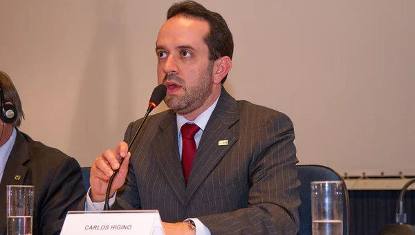 Caso da mulher de ministro da CGU chega à Comissão de Ética da Presidência da República