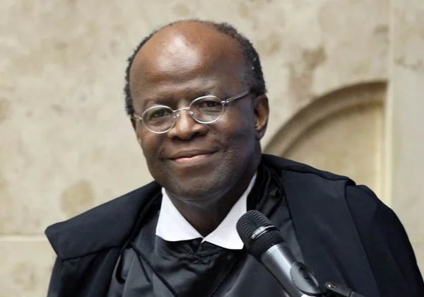 Joaquim Barbosa admite possibilidade de candidatura em 2018