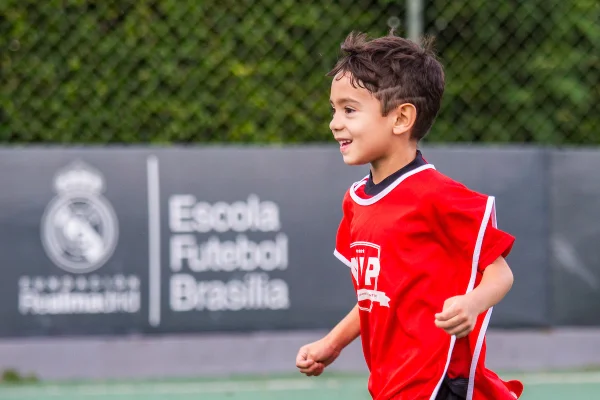 Lucas Guth Estevão festeja aniversário de 6 anos com muito futebol