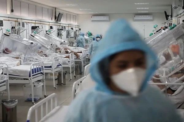 Cena do documentário Anatomia do Caos