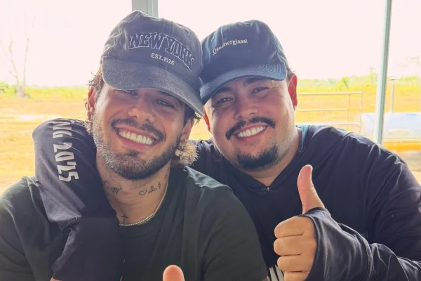 Assessor de Zé Felipe acalma fãs após grave acidente de trânsito 