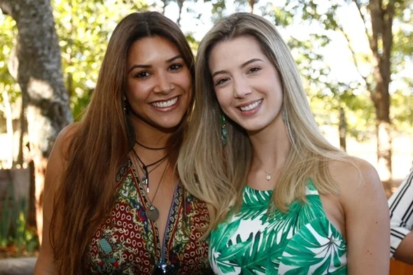 Camila Batista e Beatriz Torres Camila Batista e Beatriz Torres