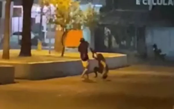 goias mulher agredida no meio da rua