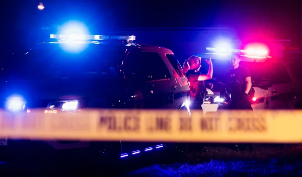 Jovem é morta em provador de loja durante ação policial nos EUA