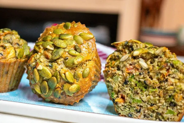 Receita de muffin de legumes é boa opção para lanche ou jantar