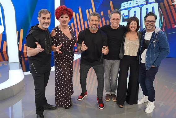Andreia Horta, Nanny People e Danton Mello com Marcos Mion no Caldeirão