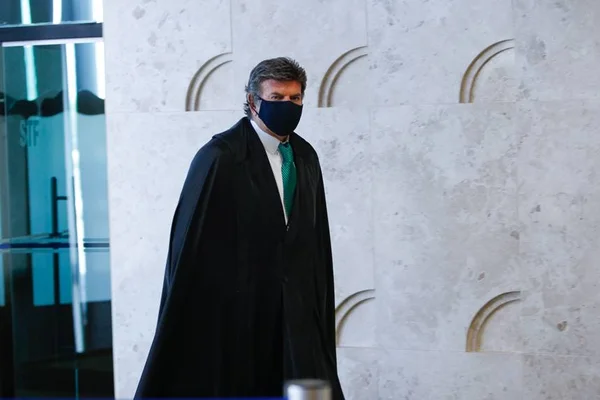Pressionado por Bolsonaro, STF volta ao trabalho ainda com sessões remotas