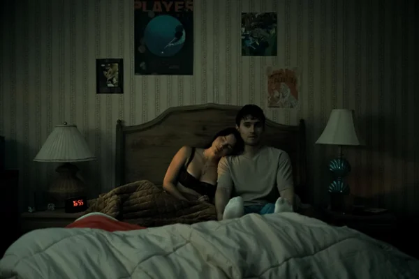 Cena do filme Obsessão (2026)