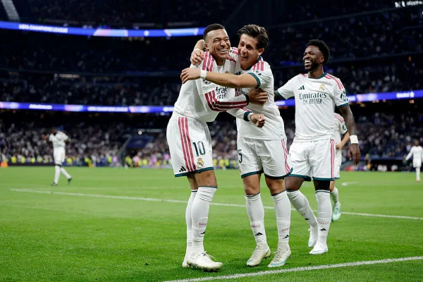 Com Endrick no banco, Real Madrid confirma os titulares para o El Clásico