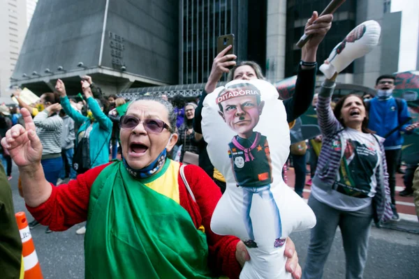 Grupo pró-Bolsonaro protesta em SP contra Doria e obrigatoriedade da vacina
