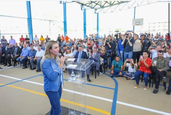 Veja como ficará tabela de gratificação de escolas do DF após reajuste