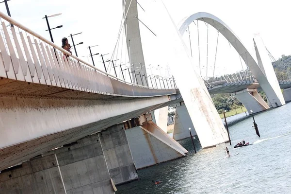 Novacap fará reparo emergencial e prepara reforma da Ponte JK