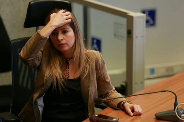 ONG entra com requerimento para Sandra Faraj provar que pagou empresa