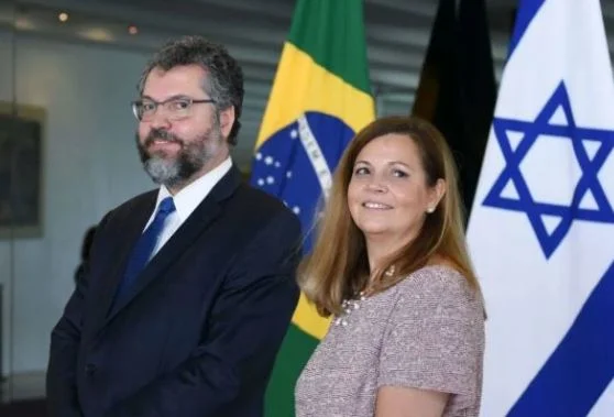 Itamaraty transfere mulher de Ernesto para consulado em Connecticut