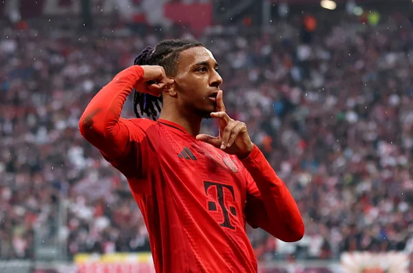 Imagem colorida de Michael Olise, do bayern de Munique- Metrópoles