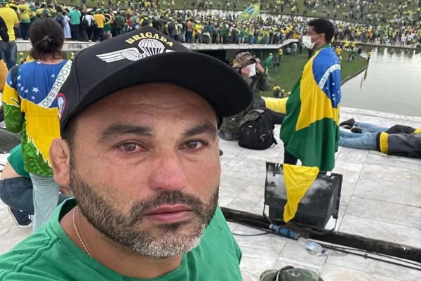 Imagem colorida de Léo Índio - Metrópoles