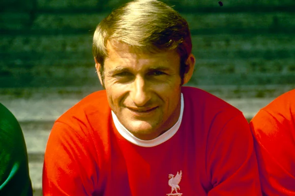 Campeão do Mundo e ídolo do Liverpool, Roger Hunt morre aos 83 anos
