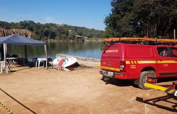 Jovem desaparece após lancha virar durante festa em Belo Horizonte