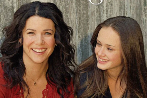 Imagem colorida da série Gilmore Girls - Metrópoles