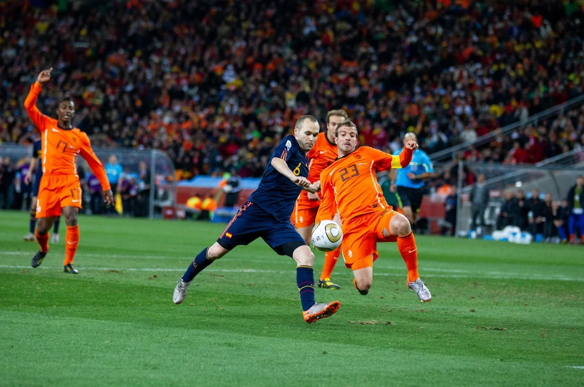 Espanha e Holanda se enfrentaram pela final da Copa do Mundo em 2010 Espanha e Holanda se enfrentaram pela final da Copa do Mundo em 2010